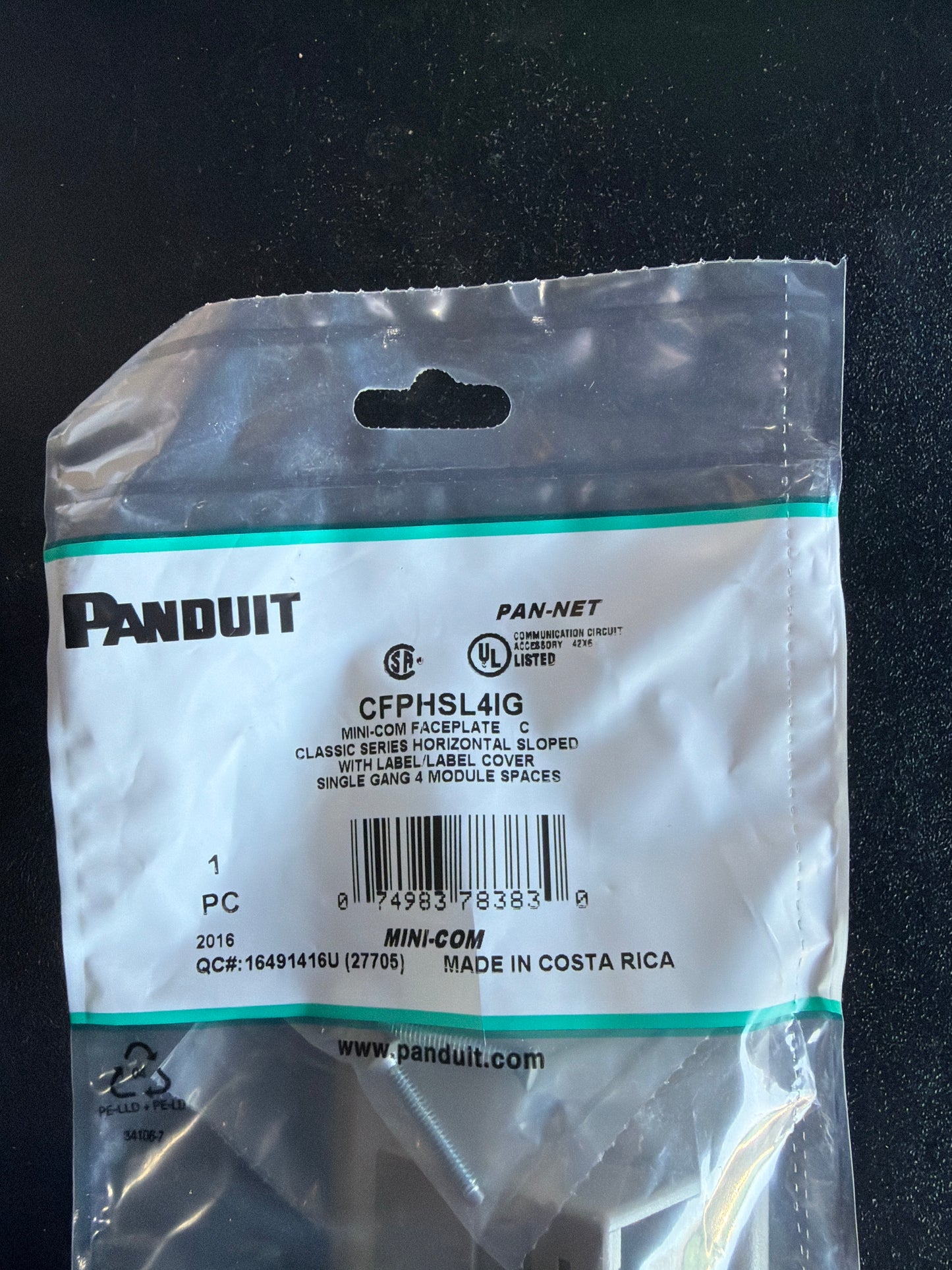 Panduit CFPHSL4IG Mini-Com Faceplate Classic Series Horizontal Sloped Single Gang 4-Module