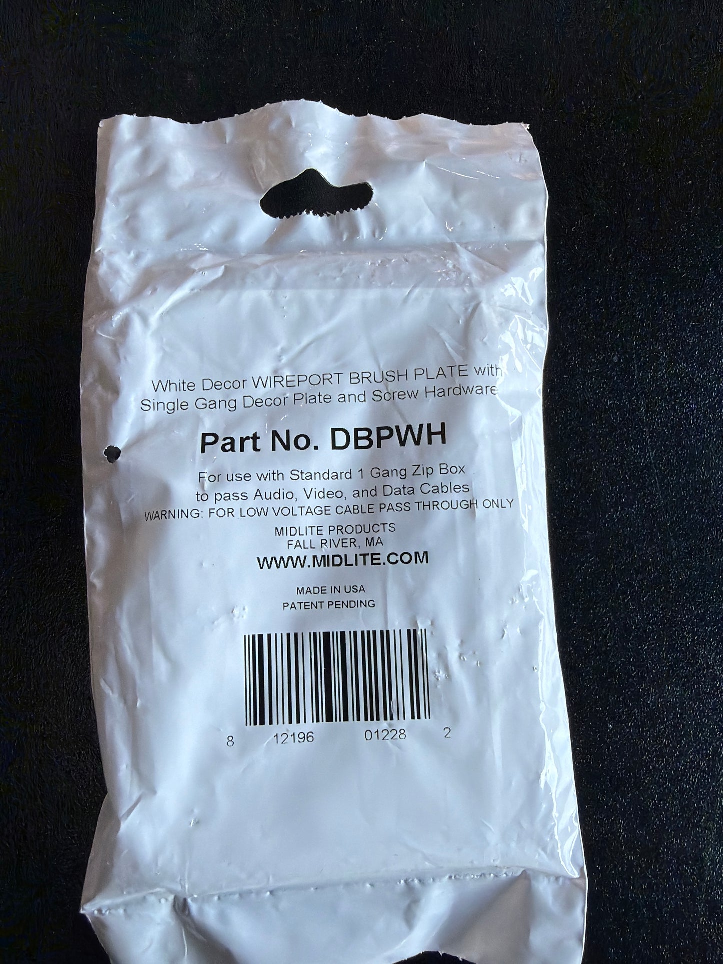 Midlite DBPWH White Decor Wireport Brush Plate Single Gang